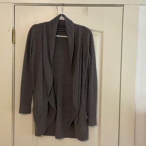 Barefoot Dreams CozyChic Circle Open Cardigan. Gray